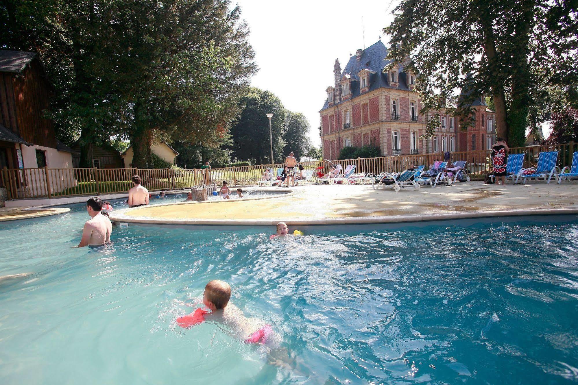 Le Chateau De Pretreville La Rivière-Saint-Sauveur Zewnętrze zdjęcie